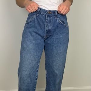 Vintage Rustler High Rise Dark Wash 100% Cotton Straight/Tapered Leg Jeans